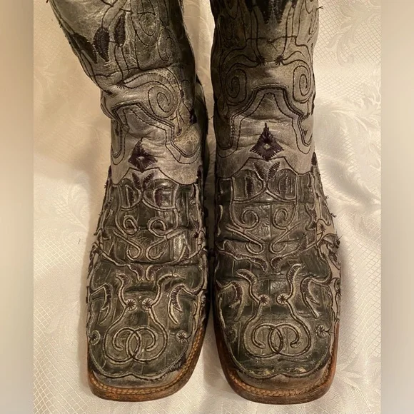 Men’s Corral Vintage leather embroidered square toe western boots. Size 11.5D - Picture 5 of 16